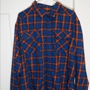 Mountain hardwear XL flannel.